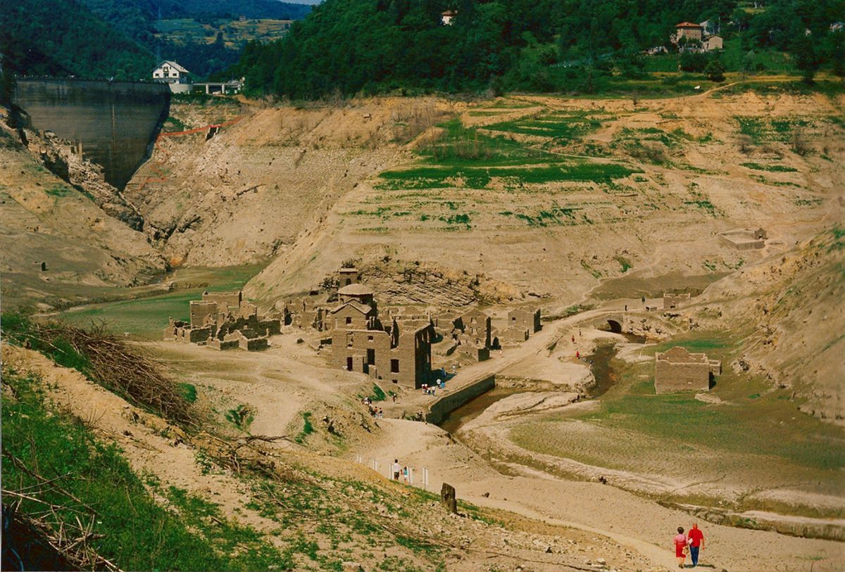 Фабрике ди Кареджине показывали лишь 4 раза Фабрике ди Кареджине показывали лишь 4 раза