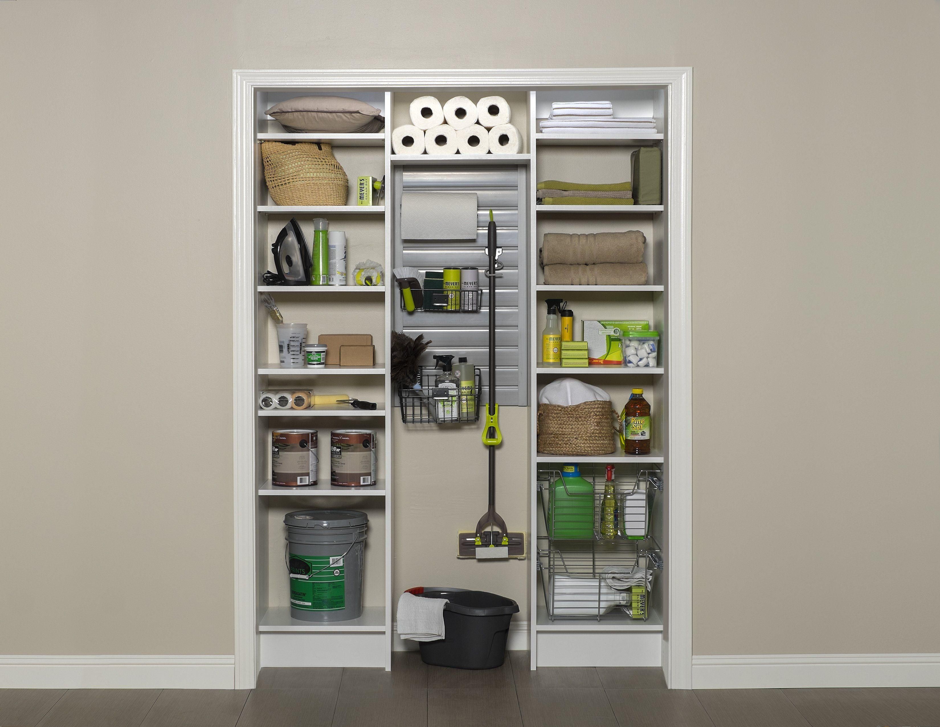 Обустройство квартиры: где спрятать швабры, пылесос и средства для уборки Обустройство квартиры: где спрятать швабры, пылесос и средства для уборки