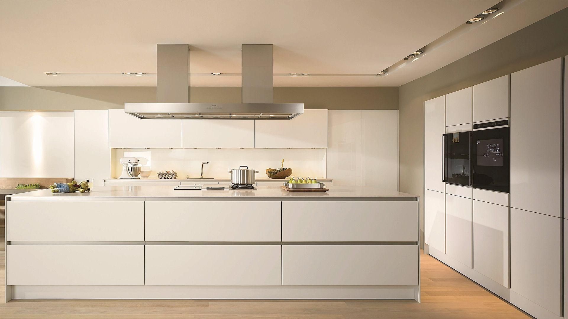 Меблі з ручками чи без: як визначитися - моменти, які треба врахувати Меблі з ручками чи без: як визначитися - моменти, які треба врахувати