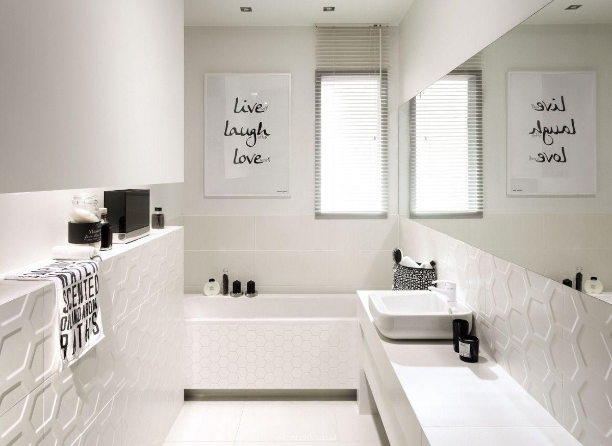 Ванная комната в белом цвете: особенности, преимущества и недостатки
