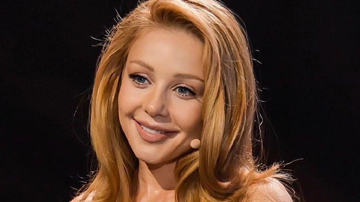 Де живе Тіна Кароль: відео з розкішного особняка зірки під Києвом Де живе Тіна Кароль: відео з розкішного особняка зірки під Києвом