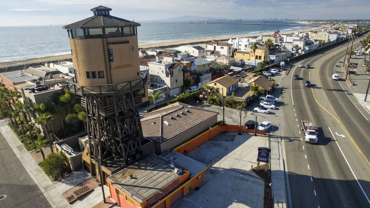 У США продають незвичайний будинок у водонапірній башті: скільки він коштує та як виглядає У США продають незвичайний будинок у водонапірній башті: скільки він коштує та як виглядає