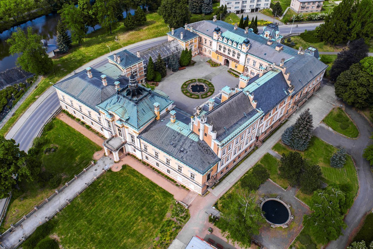 Колишню готичну фортецю продають за 4 мільйони євро: неймовірні фото Колишню готичну фортецю продають за 4 мільйони євро: неймовірні фото