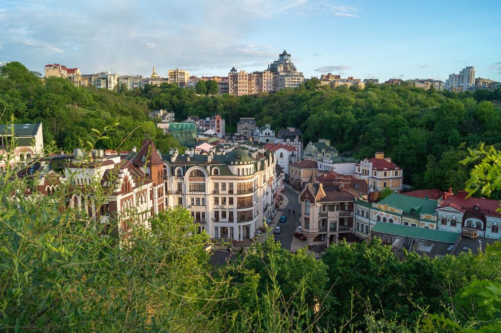 Українці активно інвестують в нерухомість: де краще брати житло - фото Українці активно інвестують в нерухомість: де краще брати житло - фото