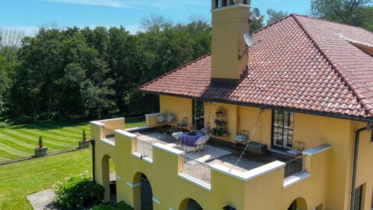 В США выставили на продажу дом Марка Твена: фото роскошного особняка