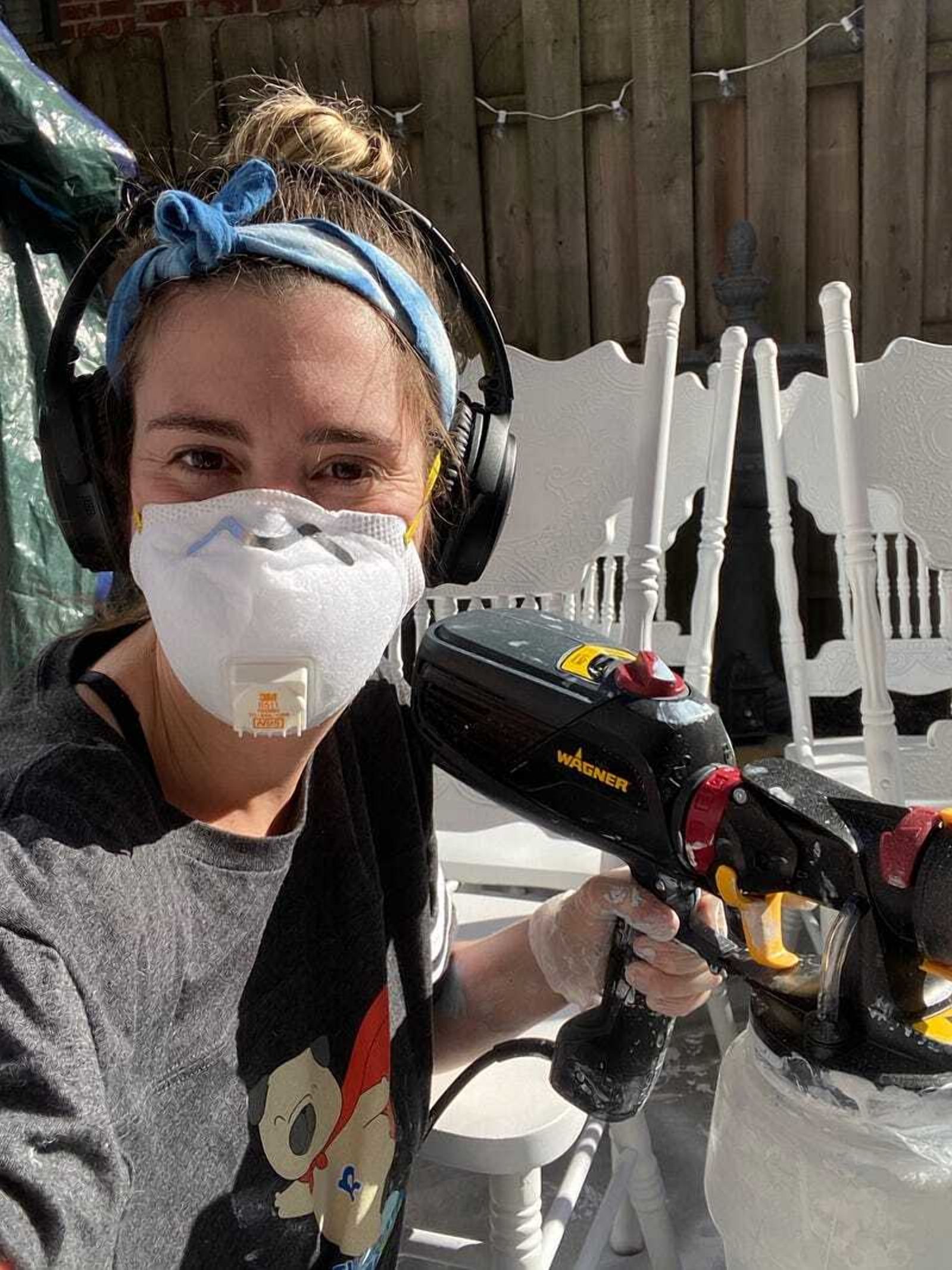 Женщина собственноручно сделала ремонт в доме из использованых материалов: что из этого вышло - Недвижимость Женщина собственноручно сделала ремонт в доме из использованых материалов: что из этого вышло - Недвижимость