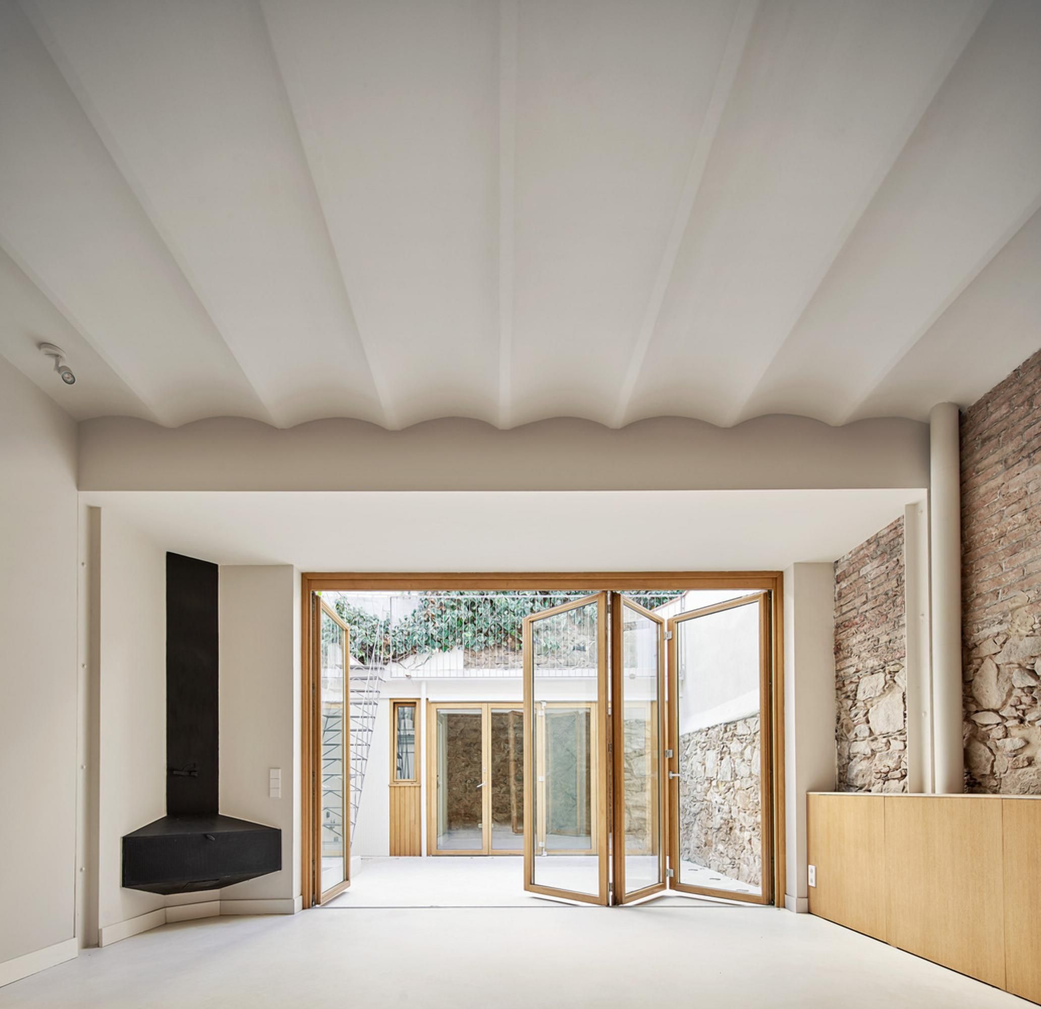 Стильно та вишукано: чому варто спробувати використати камінь в інтер'єрі - Нерухомість Стильно та вишукано: чому варто спробувати використати камінь в інтер'єрі - Нерухомість