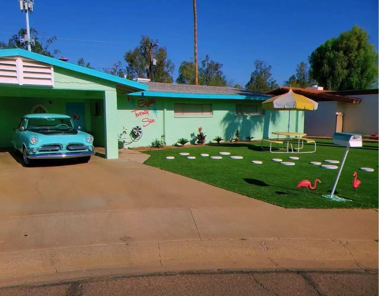 Фанатка винтажа потратила 50 тысяч долларов, чтобы воссоздать в доме атмосферу 1950-х годов - Недвижимость Фанатка винтажа потратила 50 тысяч долларов, чтобы воссоздать в доме атмосферу 1950-х годов - Недвижимость