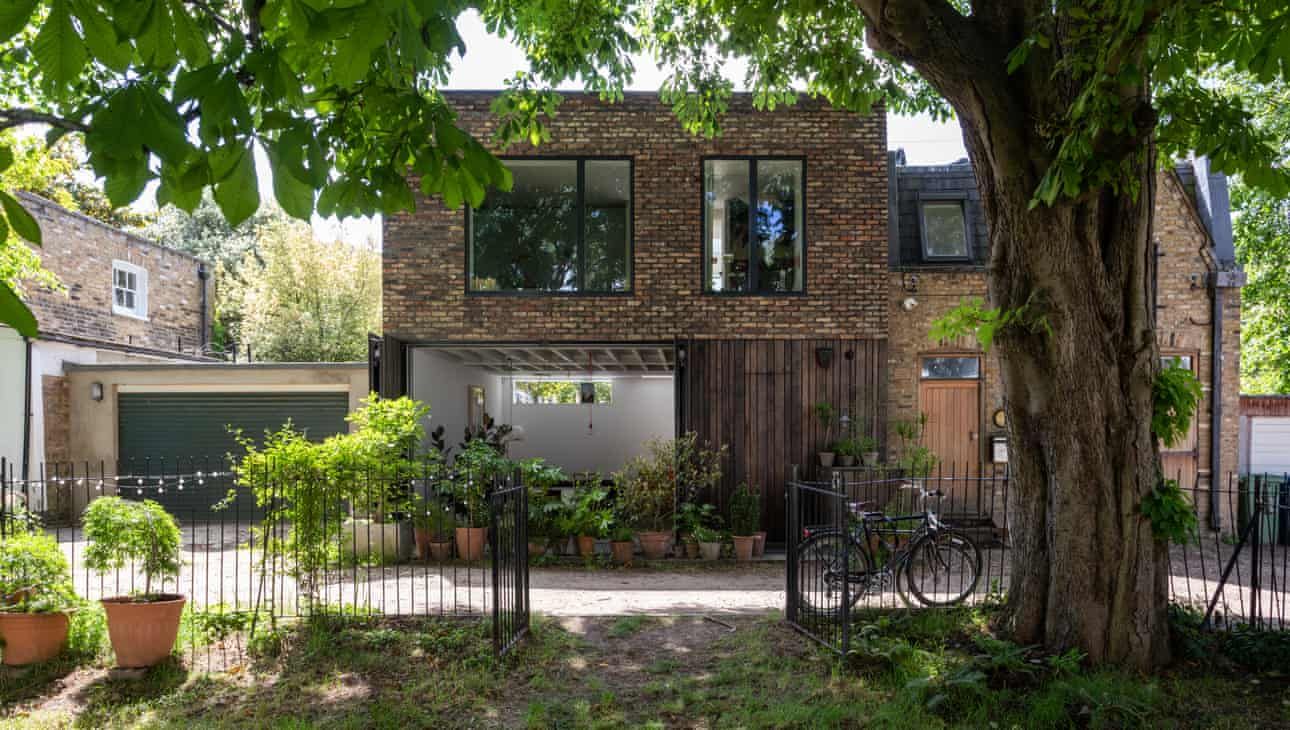 Пара перетворила закинутий гараж в стильне сімейне помешкання: фото фантастичного результату - Нерухомість Пара перетворила закинутий гараж в стильне сімейне помешкання: фото фантастичного результату - Нерухомість