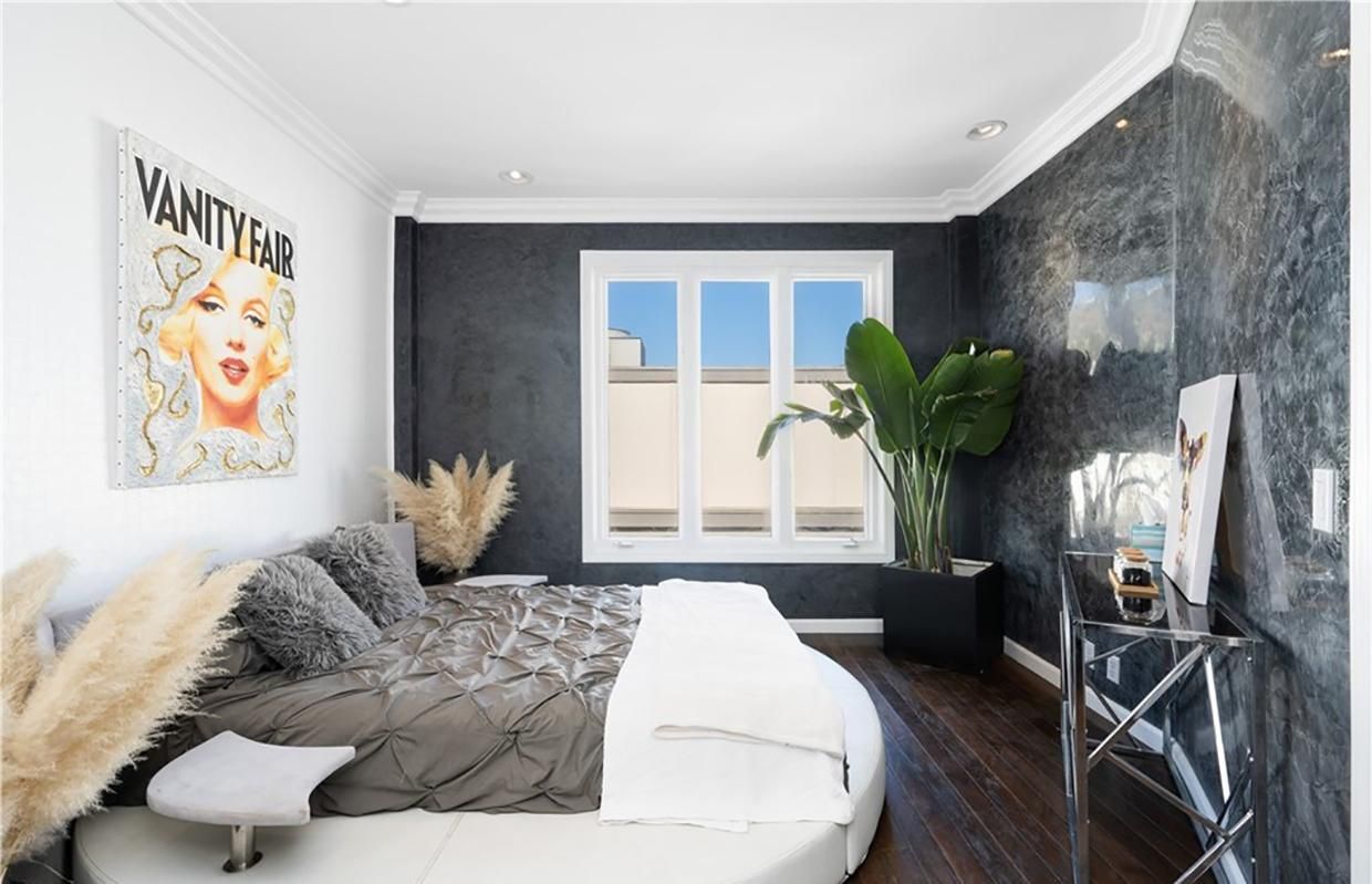 Пентхаус Мэрилин Монро вернулся на рынок: особенности роскошного дома - Недвижимость Пентхаус Мэрилин Монро вернулся на рынок: особенности роскошного дома - Недвижимость