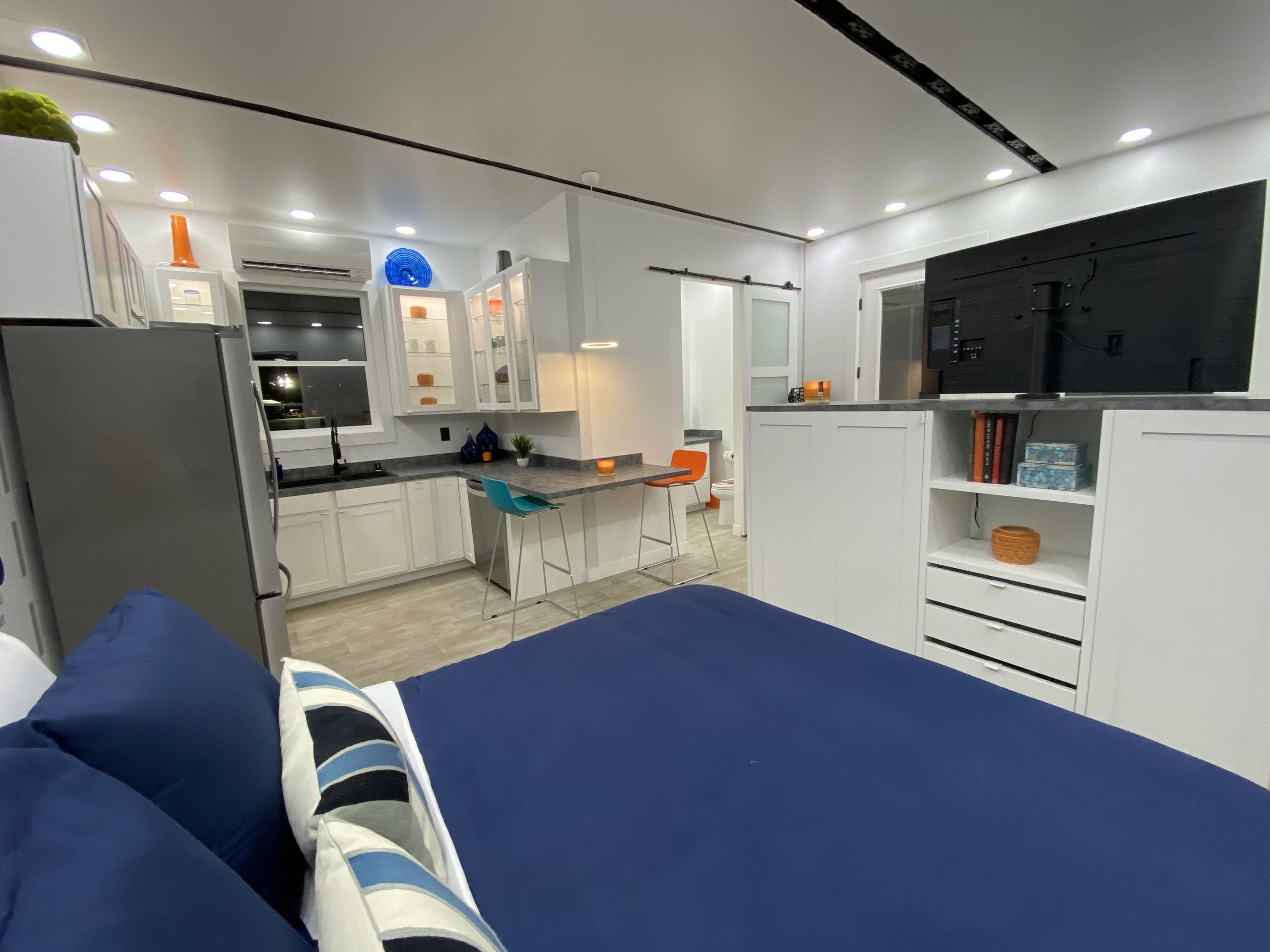 Внутри Boxabl Casita: как выглядит бюджетное жилье Илона Маска - Недвижимость Внутри Boxabl Casita: как выглядит бюджетное жилье Илона Маска - Недвижимость