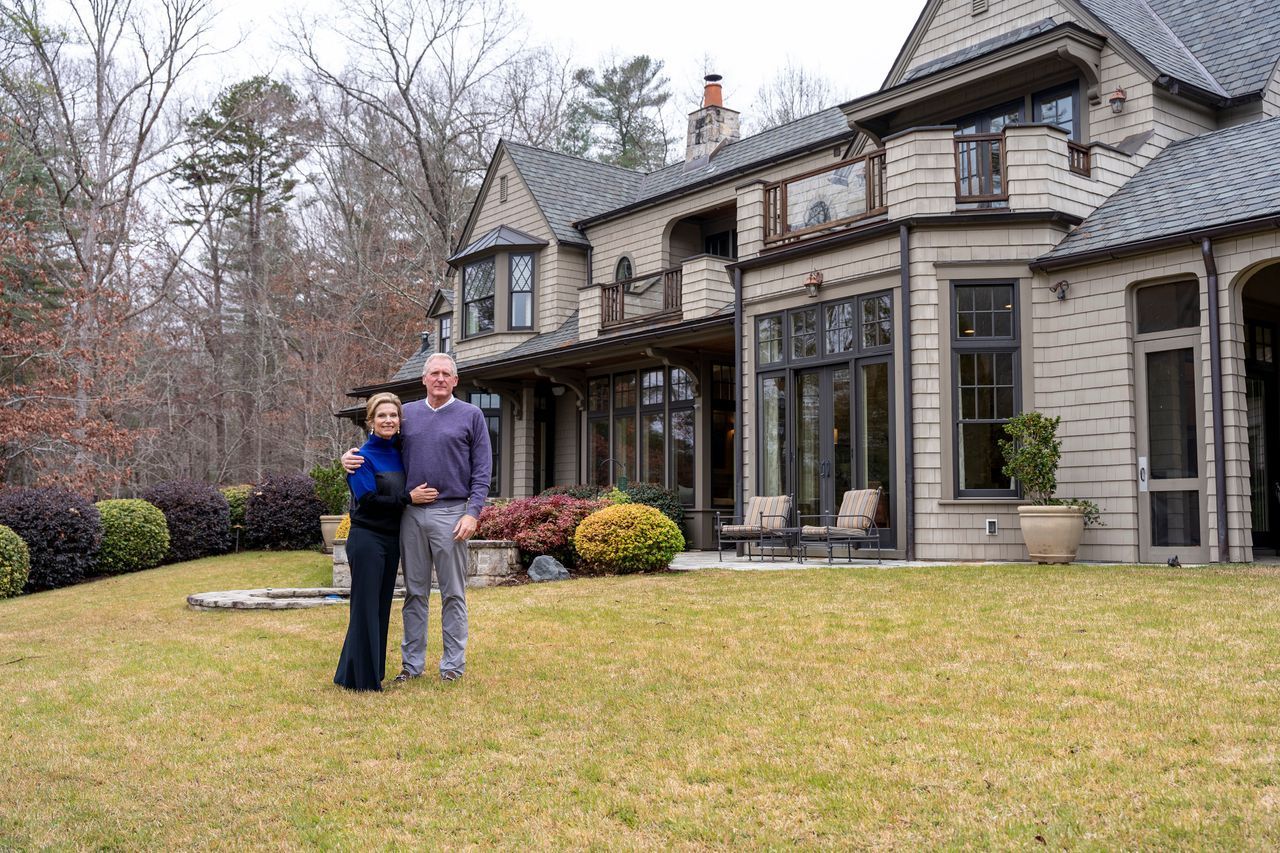 Пара витратила 8 років на зведення будинку та зрештою відмовилася від переїзду - Нерухомість Пара витратила 8 років на зведення будинку та зрештою відмовилася від переїзду - Нерухомість