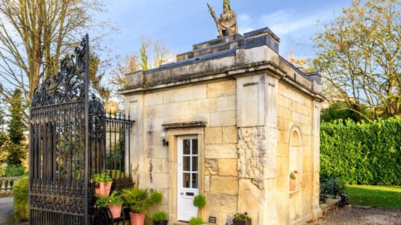 Чому один із найменших будинків Великої Британії коштує 300 тисяч доларів: ви здивуєтеся - Нерухомість Чому один із найменших будинків Великої Британії коштує 300 тисяч доларів: ви здивуєтеся - Нерухомість