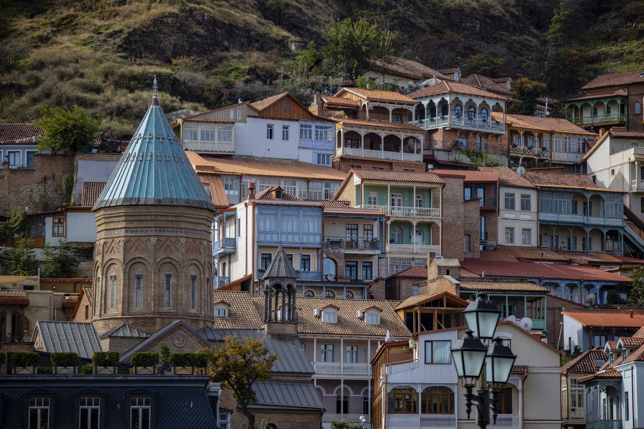 Мігранти масово скуповують нерухомість у Тбілісі  як змінилися ціни - Нерухомість