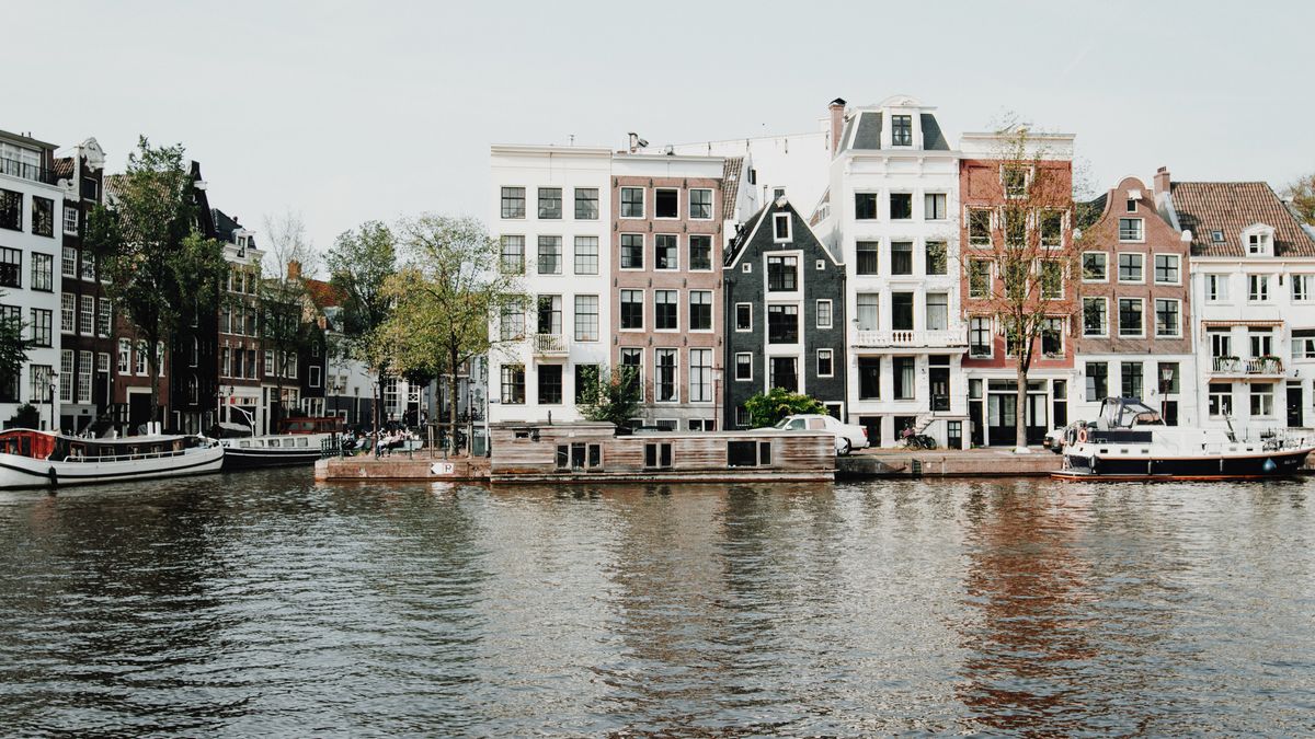 Як Амстердам бореться із житловою кризою