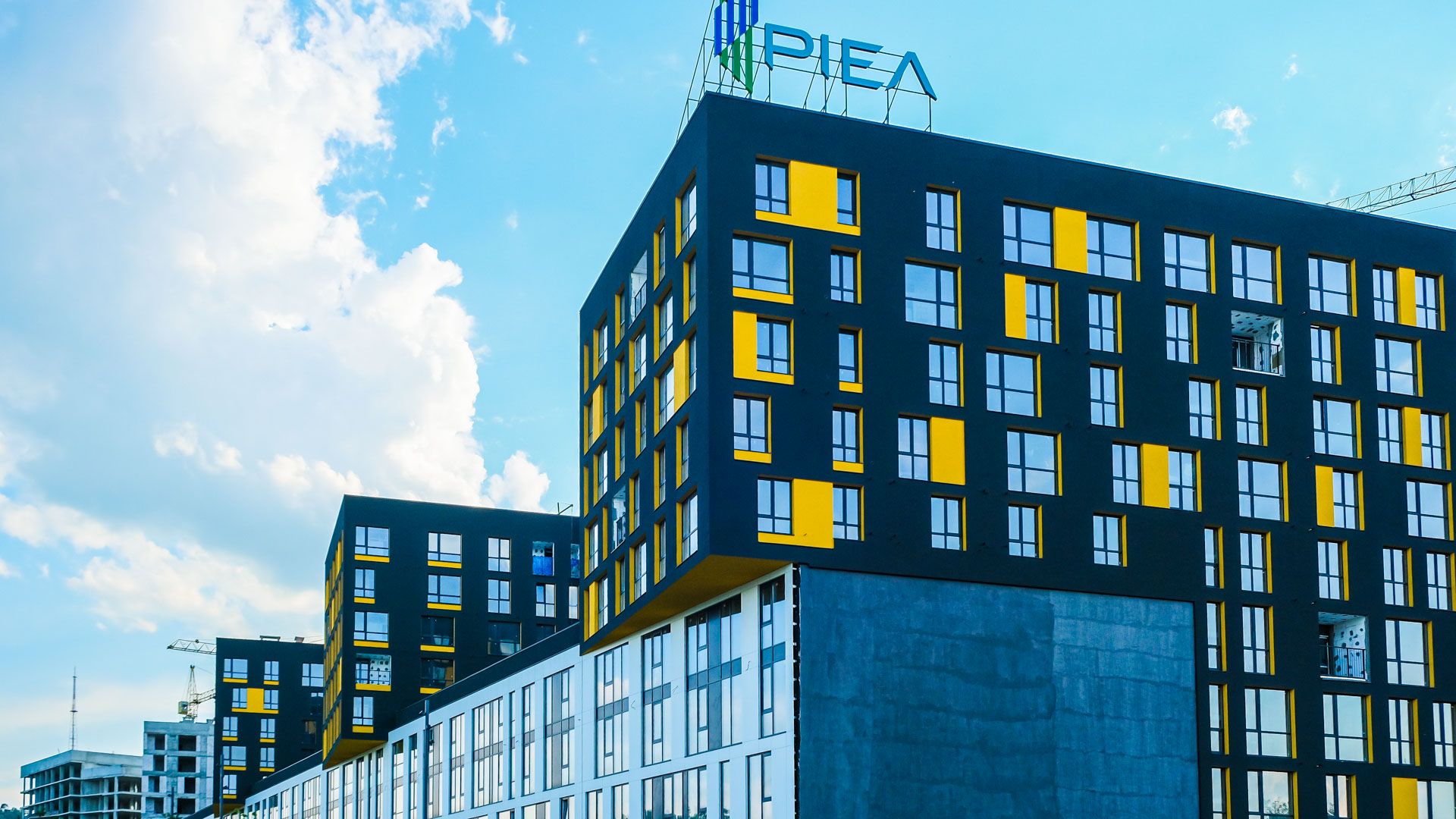 В КН РИЭЛ рассказали, что поможет рынку новостроек В КН РИЭЛ рассказали, что поможет рынку новостроек