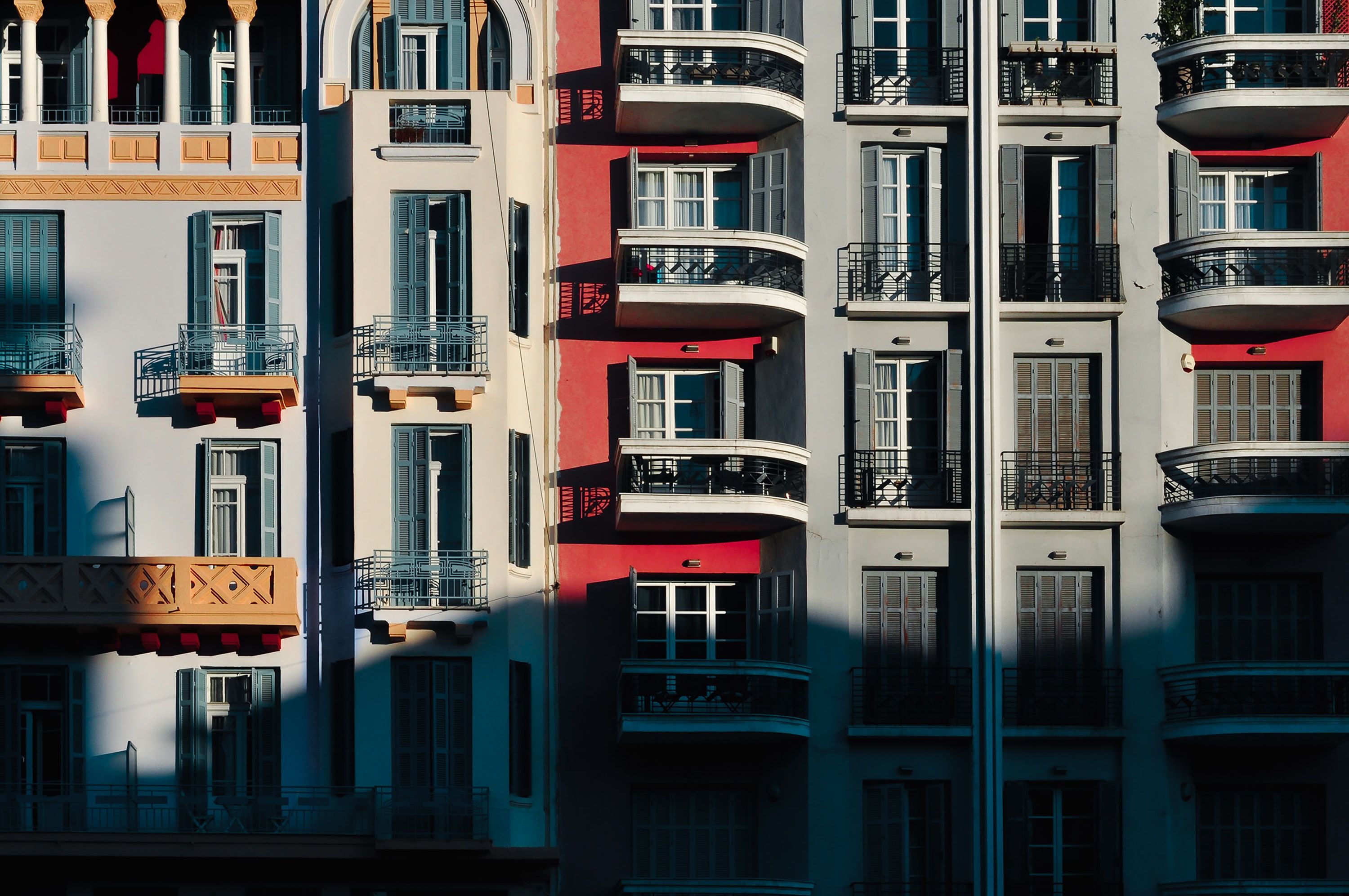 Муніципалітет грецьких Салонік запускає програму допомоги бездомним Муніципалітет грецьких Салонік запускає програму допомоги бездомним