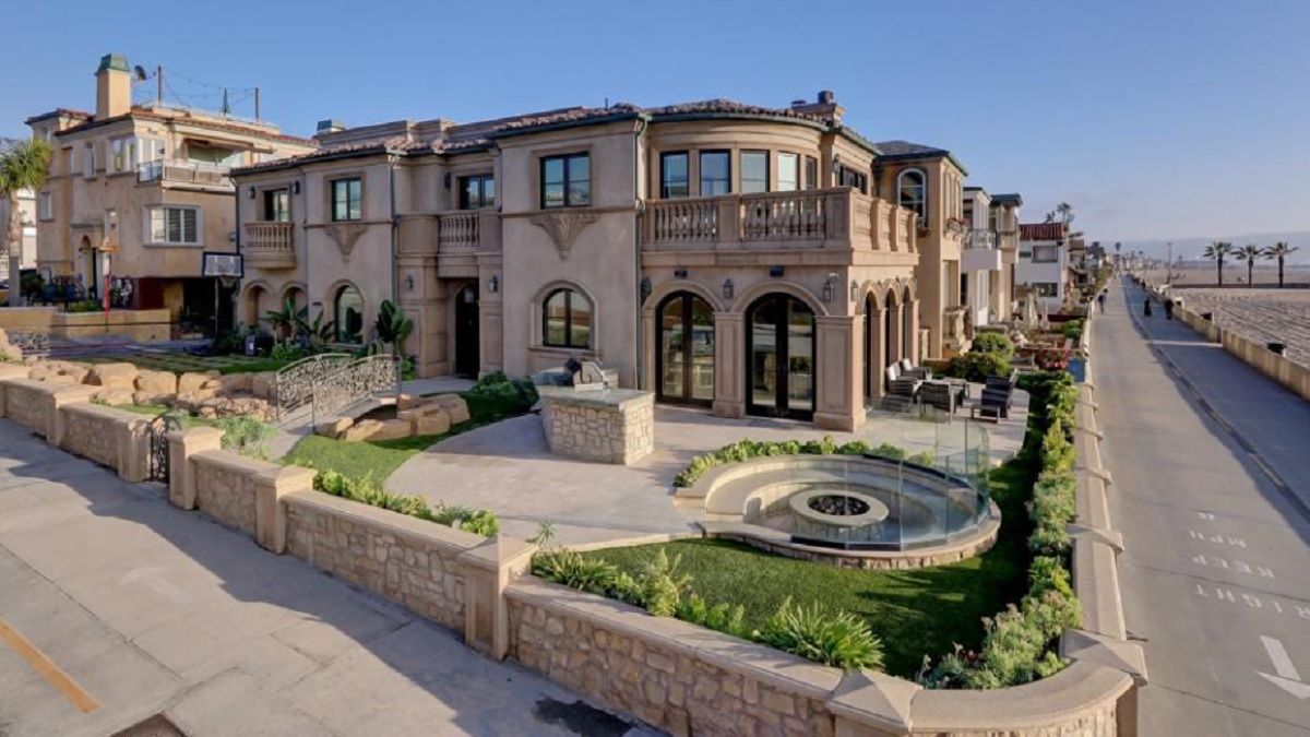 Продается роскошная вилла с видом на океан. Продается роскошная вилла с видом на океан.