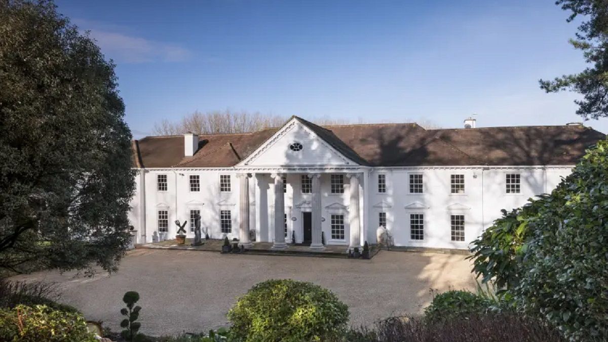 Будинок екстрасенса намагаються продати Будинок екстрасенса намагаються продати