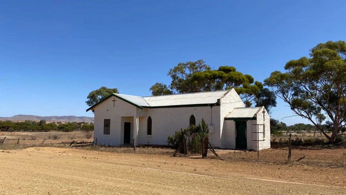 Церкви, у яких планують облаштувати будинки Церкви, у яких планують облаштувати будинки