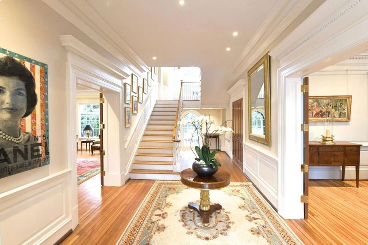 Дом Жаклин Кеннеди – сколько стоит дом, где жила жена известного президента – Недвижимость Дом Жаклин Кеннеди – сколько стоит дом, где жила жена известного президента – Недвижимость