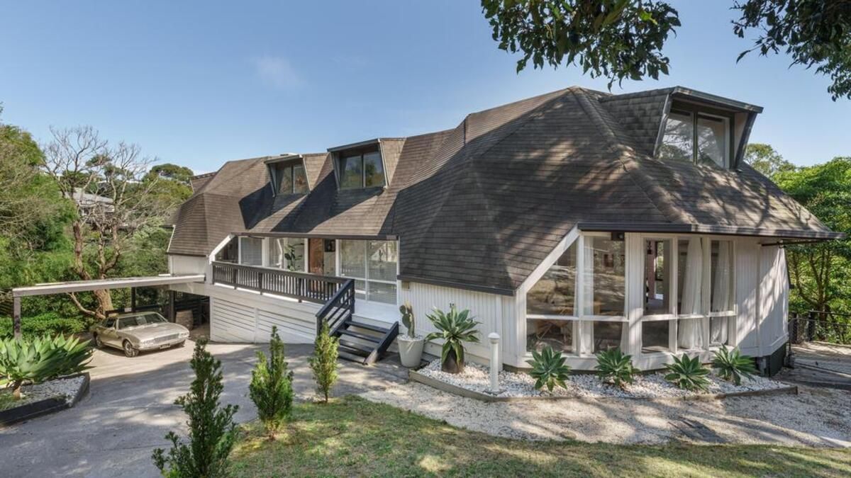 Дом в футуристическом стиле - этот дом увлекает всех покупателей - Недвижимость Дом в футуристическом стиле - этот дом увлекает всех покупателей - Недвижимость