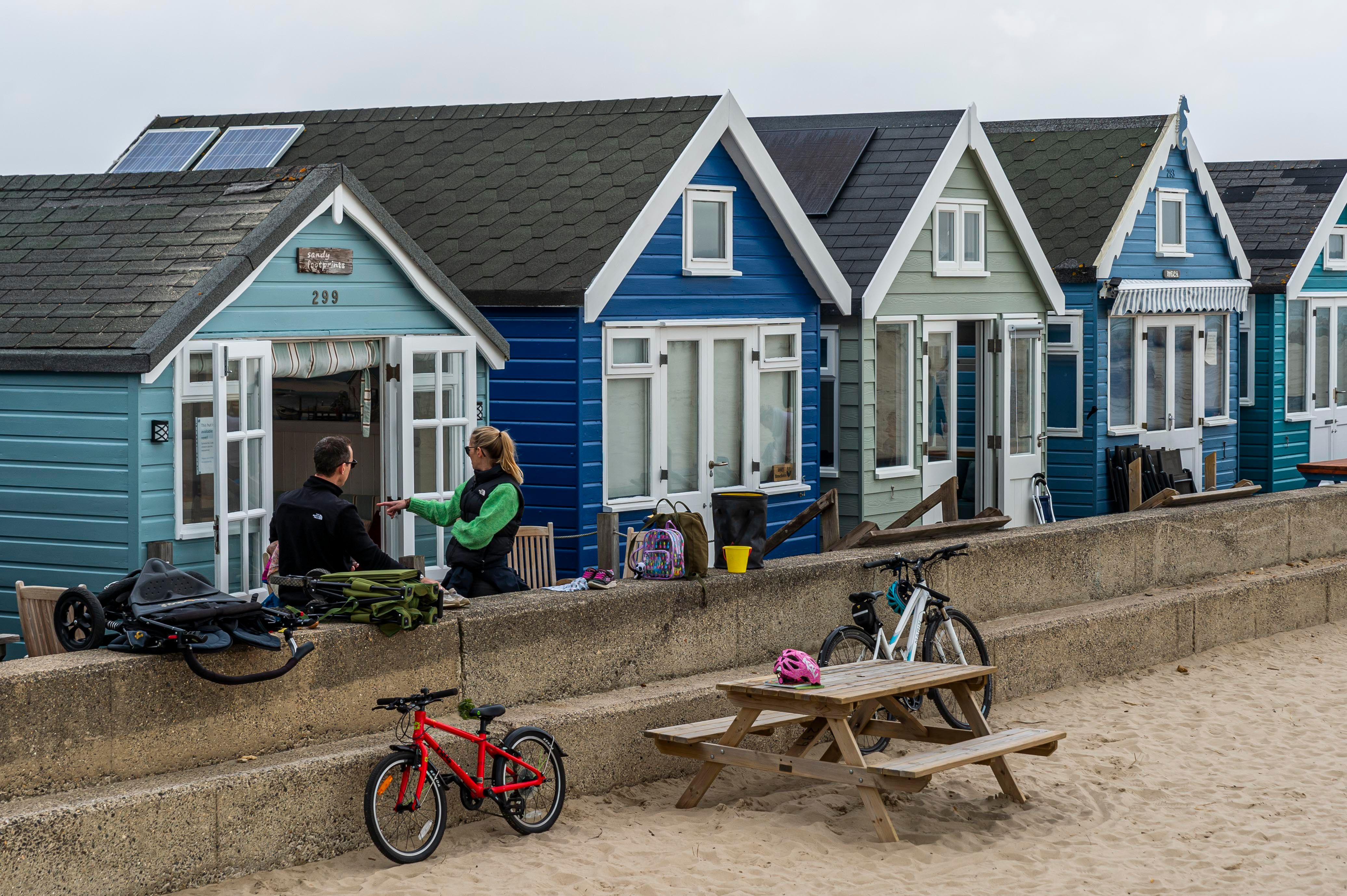 Пять хижин за 2 миллиона фунтов - в Дорсете сделали уникальное предложение - Недвижимость Пять хижин за 2 миллиона фунтов - в Дорсете сделали уникальное предложение - Недвижимость