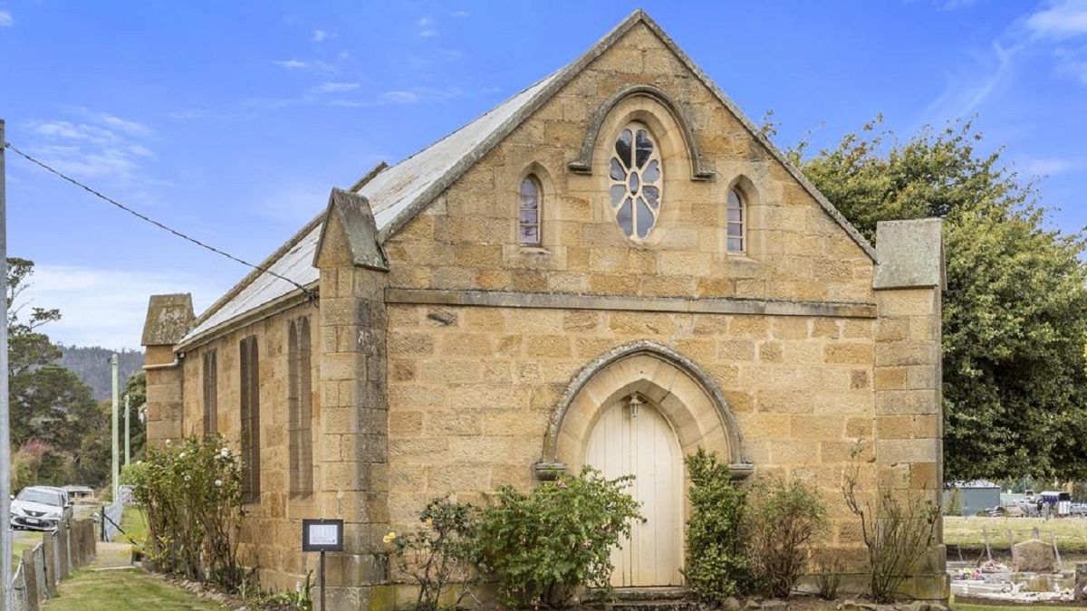 Как выглядит современный дизайн в старой церкви Как выглядит современный дизайн в старой церкви