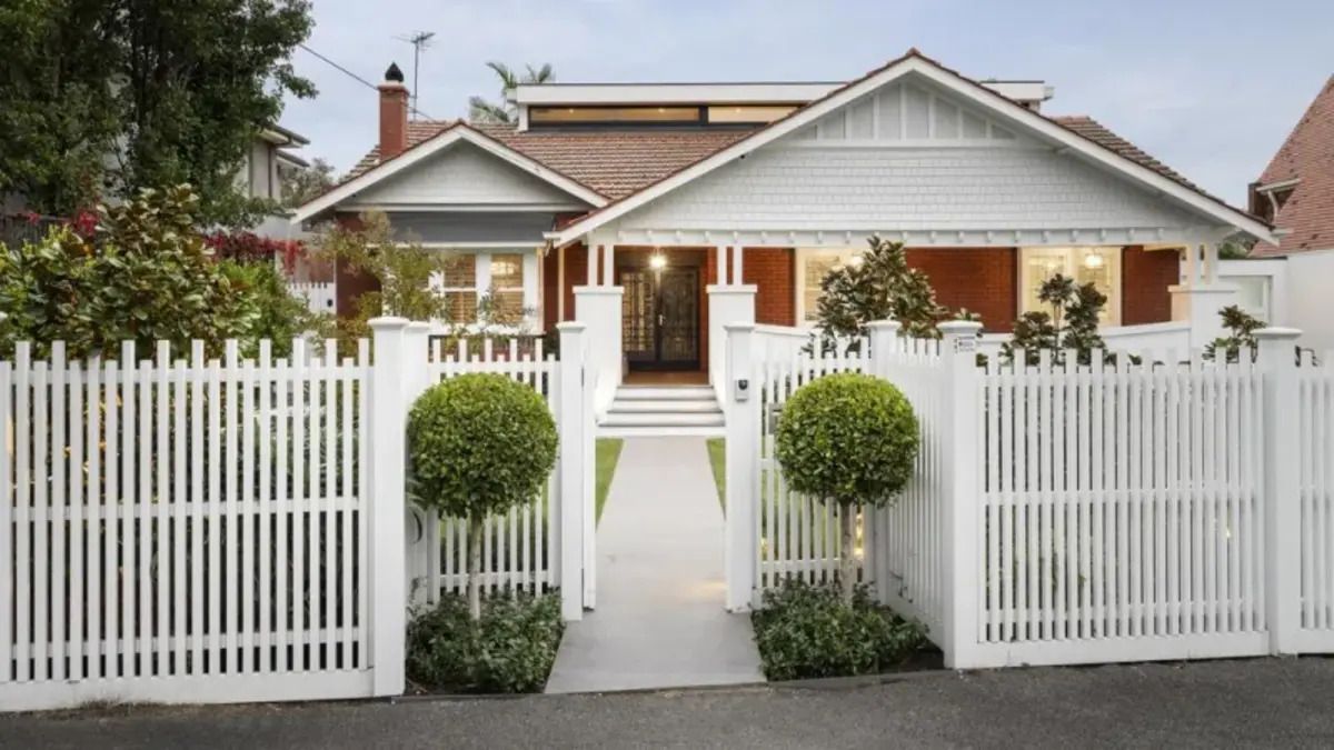 Столітній будинок після реконструкції - погляньте на це неймовірне перевтілення - Нерухомість Столітній будинок після реконструкції - погляньте на це неймовірне перевтілення - Нерухомість