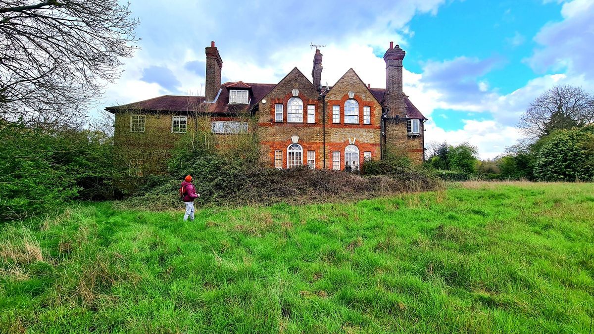 Покинутий будинок мільйонера - як виглядає особняк всередині - Нерухомість Покинутий будинок мільйонера - як виглядає особняк всередині - Нерухомість