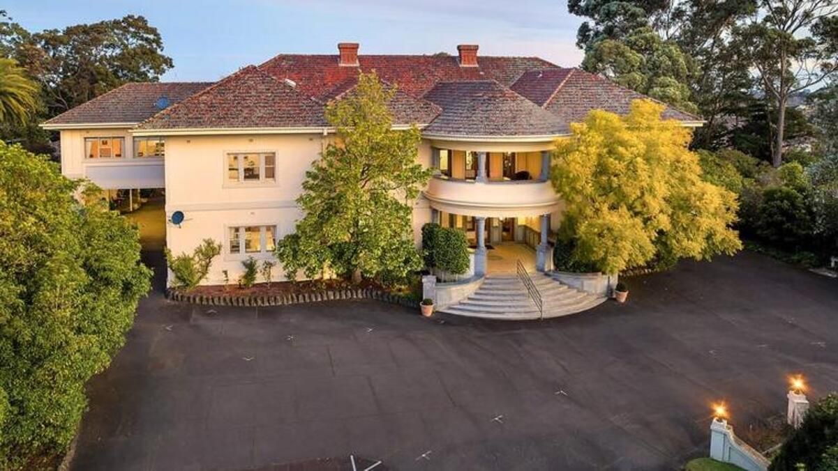 Тридцять спалень - яка ціна особняка з таким багатством - Нерухомість Тридцять спалень - яка ціна особняка з таким багатством - Нерухомість