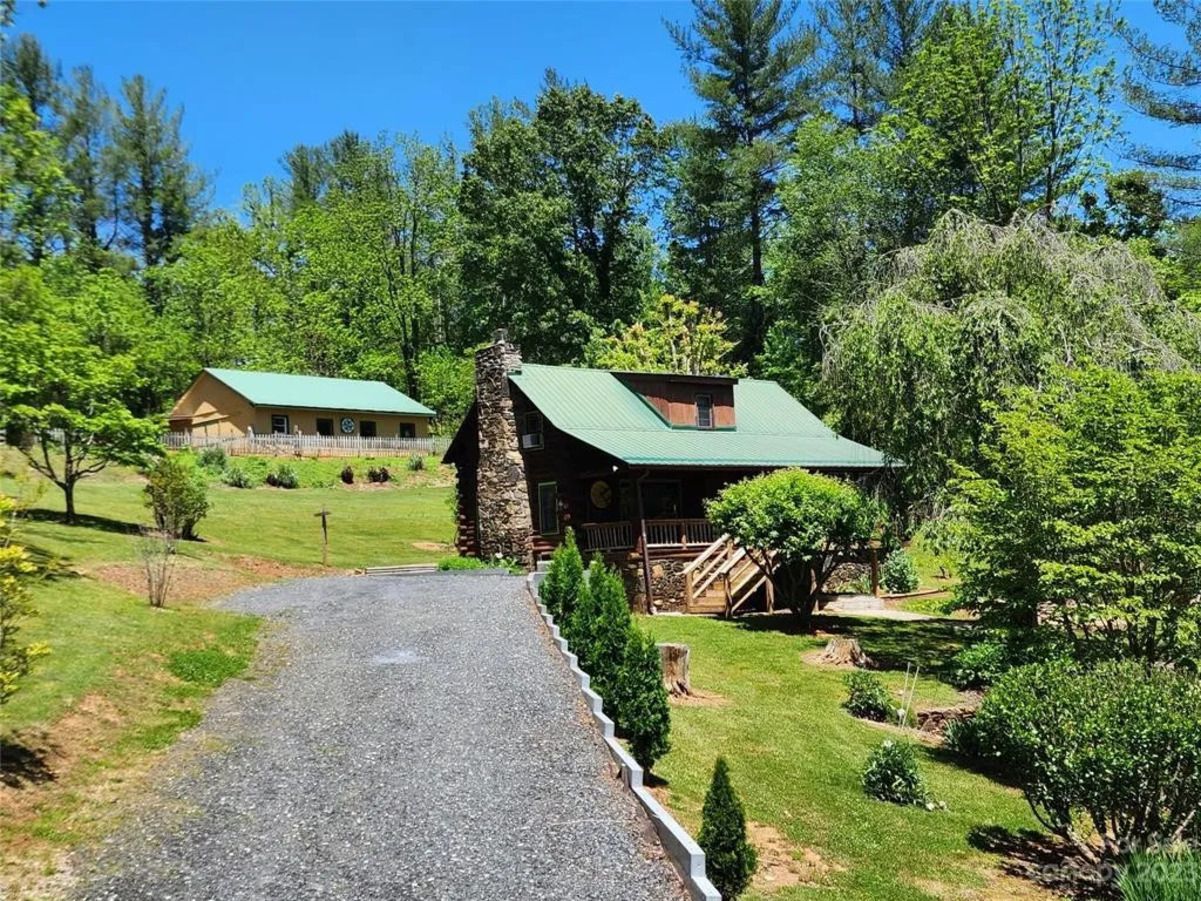 Котеджі для відпочинку - три будиночки за невелику ціну в США - Нерухомість Котеджі для відпочинку - три будиночки за невелику ціну в США - Нерухомість