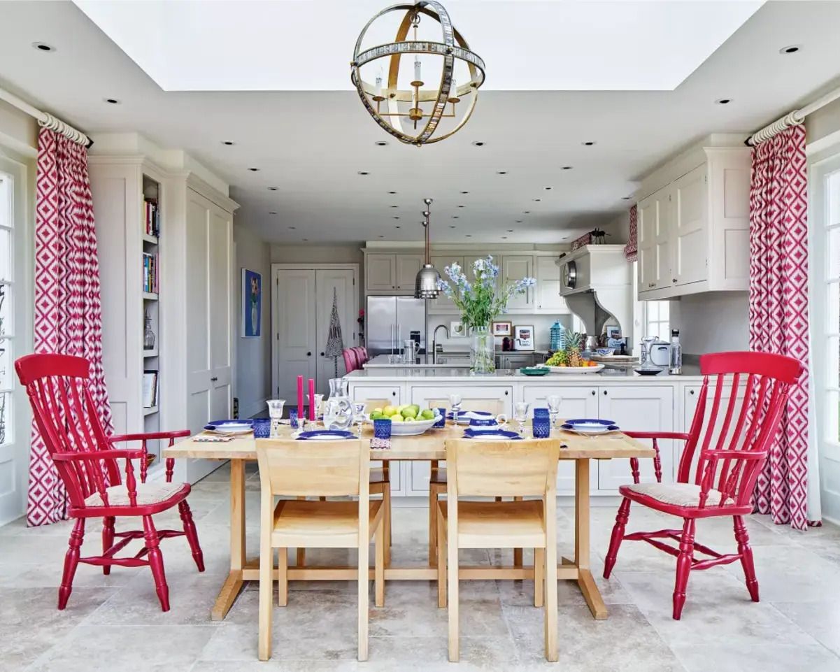 Красный цвет на кухне - как его правильно добавить - Недвижимость Красный цвет на кухне - как его правильно добавить - Недвижимость