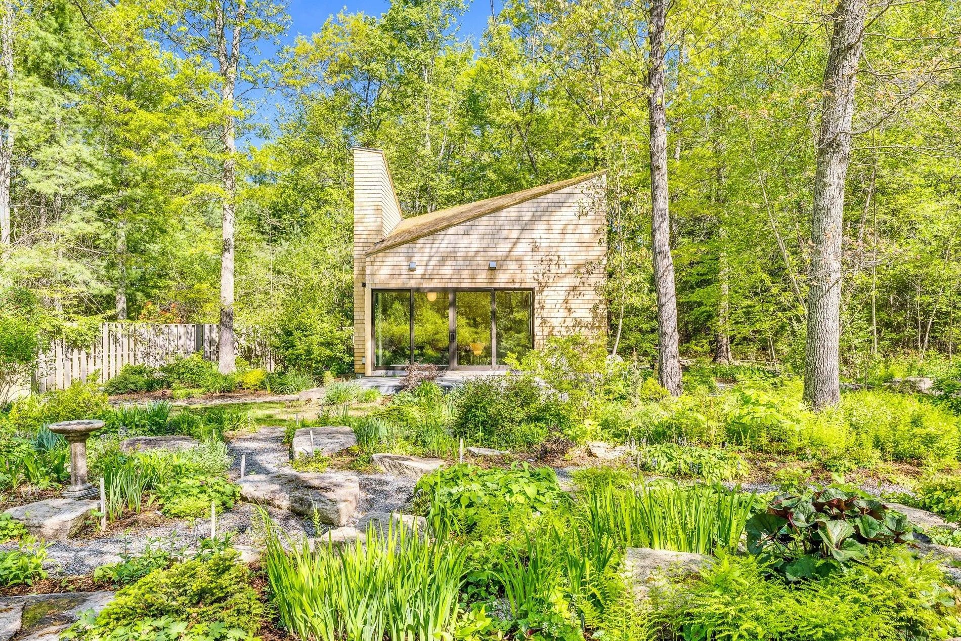 Уютный коттедж в Род-Айденде – как выглядит небольшое, компактное жилье – Недвижимость Уютный коттедж в Род-Айденде – как выглядит небольшое, компактное жилье – Недвижимость