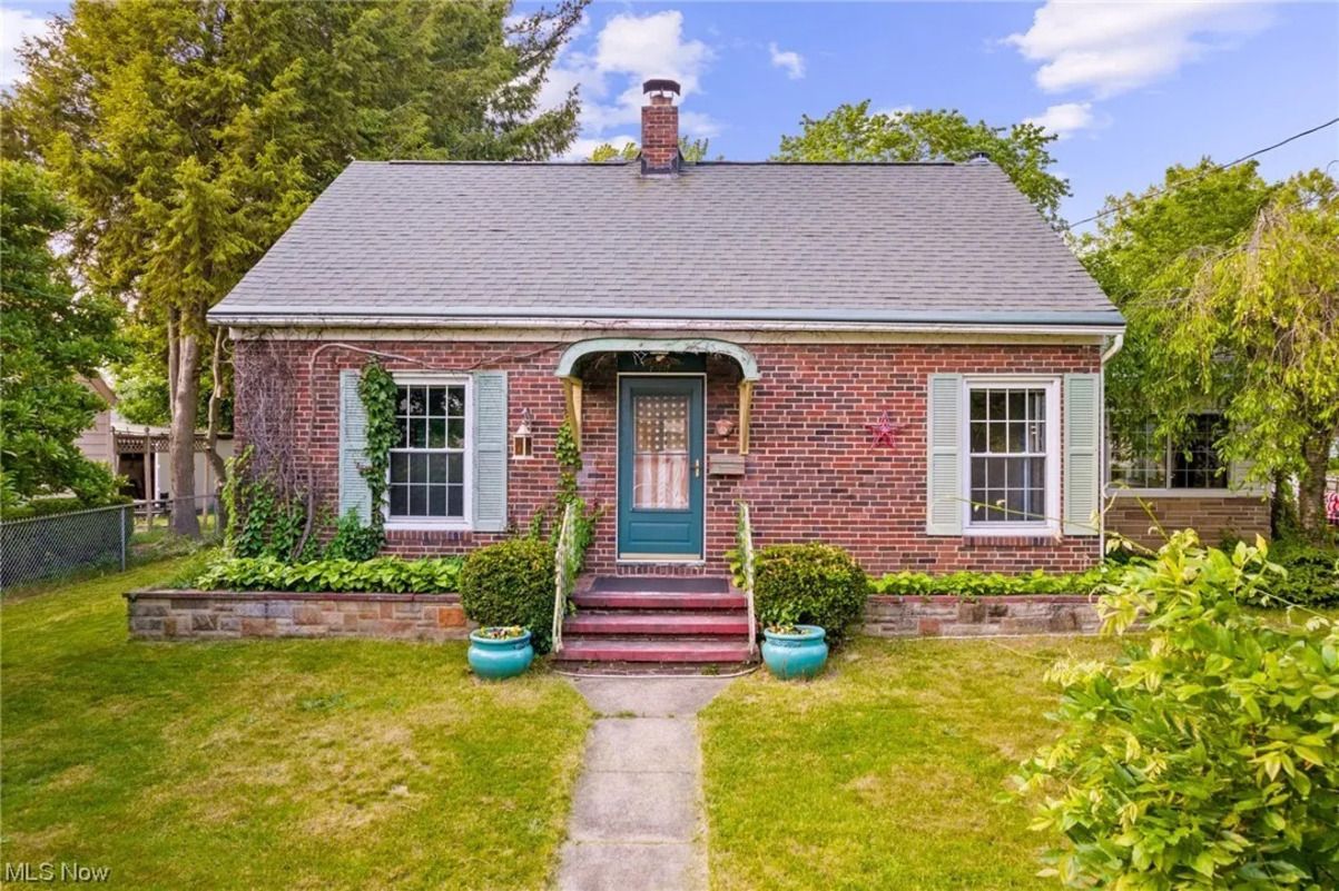 Будинок із сюрпризом - що є всередині звичайного на вигляд житла - Нерухомість Будинок із сюрпризом - що є всередині звичайного на вигляд житла - Нерухомість