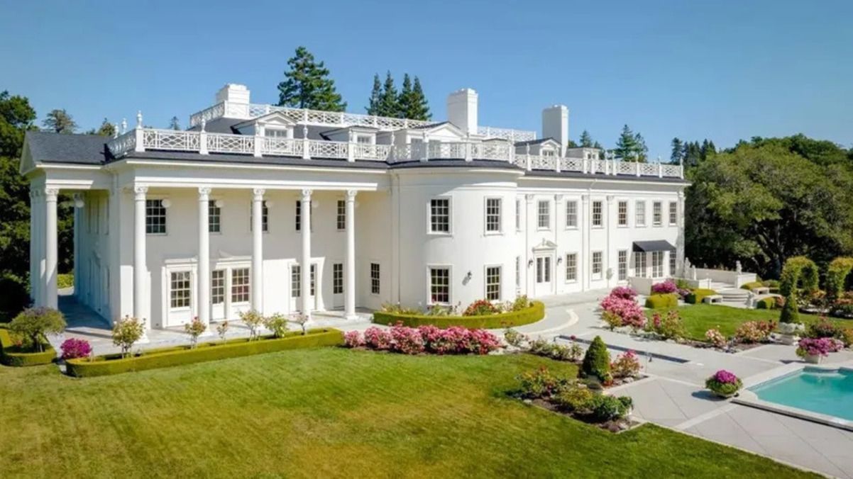 Білий дім у Каліфорнії - чудова копія нещодавно з'явилася на ринку - Нерухомість