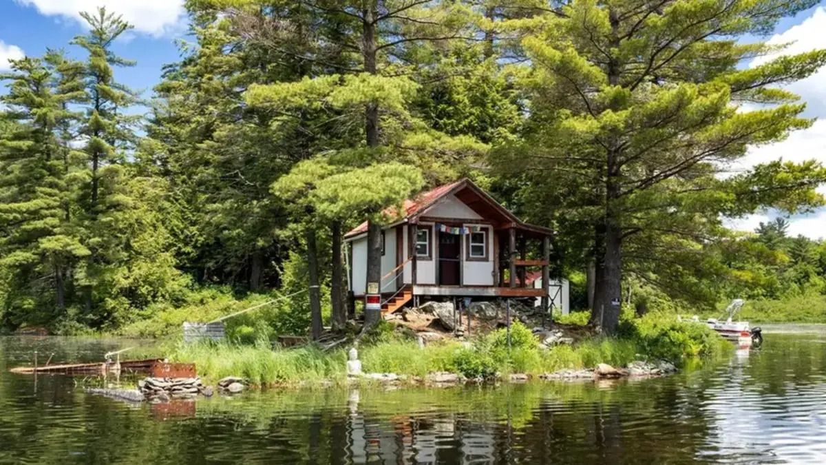 Відпочинок на острові - продають чудовий будиночок на клаптику землі серед річки - Нерухомість