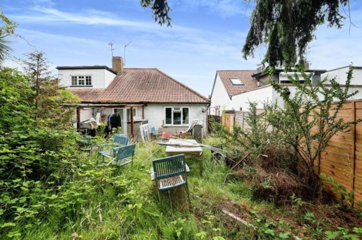 Захаращений будинок у Лондоні - скільки коштує таке житло з трьома спальнями - Нерухомість Захаращений будинок у Лондоні - скільки коштує таке житло з трьома спальнями - Нерухомість