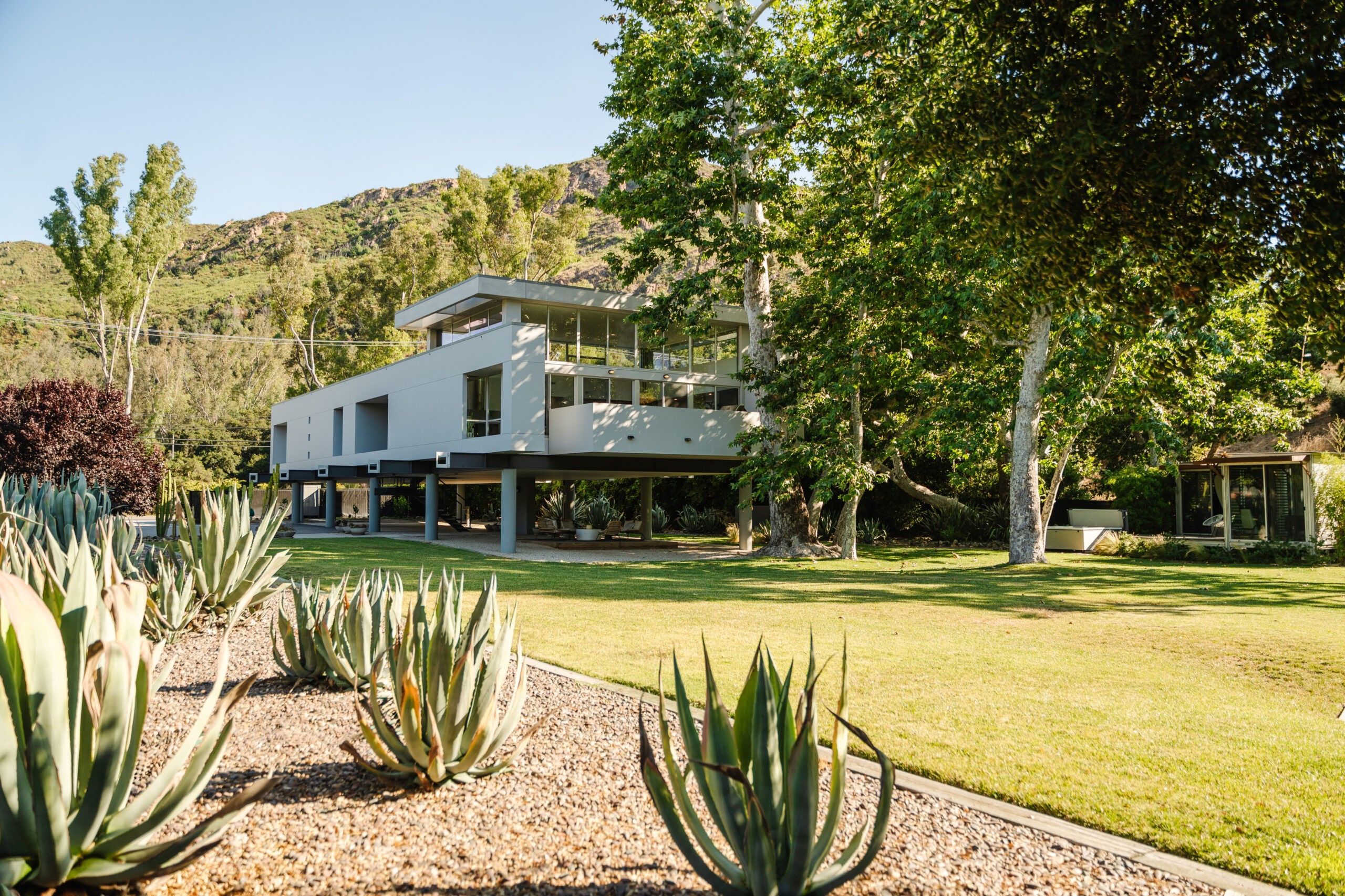 Будинок між горами - продають житло мрії у штаті Каліфорнія - Нерухомість