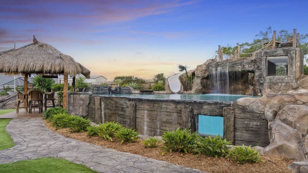 Дом с комплексом отдыха - посмотрите на эту собственность в стиле острова - Недвижимость Дом с комплексом отдыха - посмотрите на эту собственность в стиле острова - Недвижимость