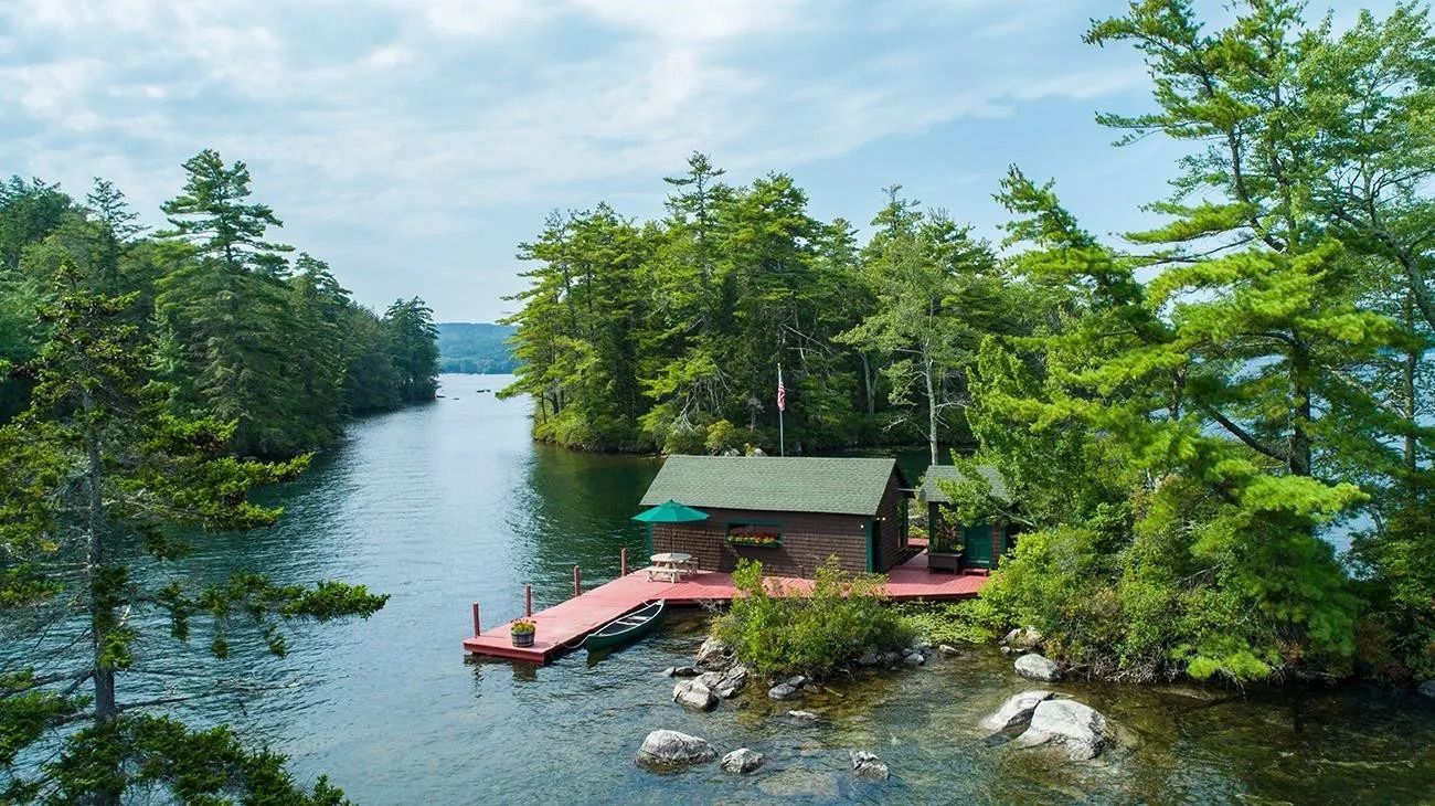 Частный островок с домом - продают волшебную собственность на озере - Недвижимость