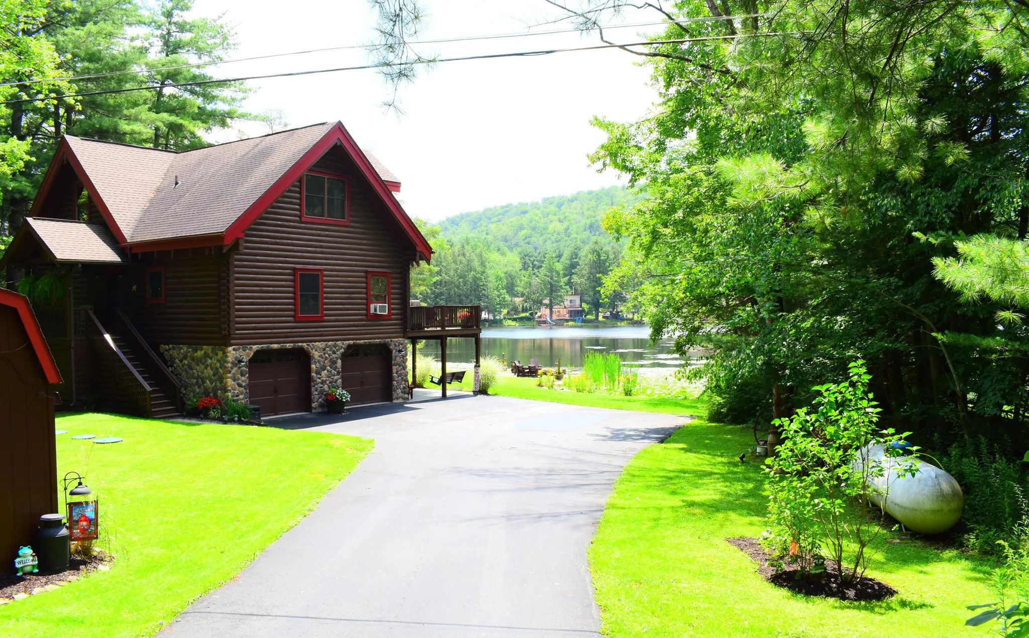 Будинки біля озера у США - п'ять найкращих варіантів, які шукають нових власників - Нерухомість