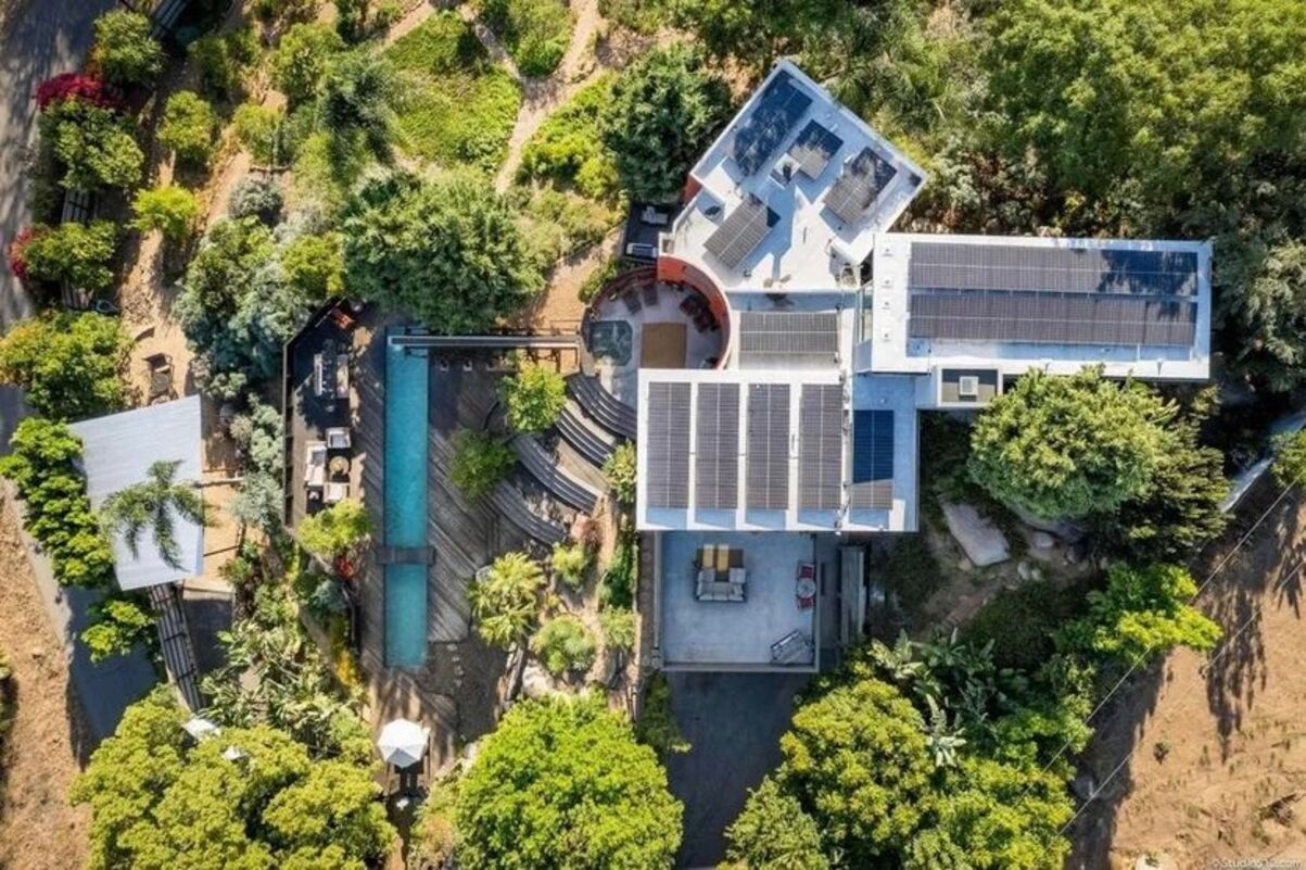 Роскошный дом с огромным садом – в Калифорнии предлагают уникальное жилье – Недвижимость