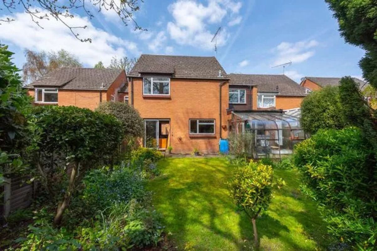 Дом 1970-х годов – продают уникальное жилье, которое не обновляли 50 лет – Недвижимость Дом 1970-х годов – продают уникальное жилье, которое не обновляли 50 лет – Недвижимость