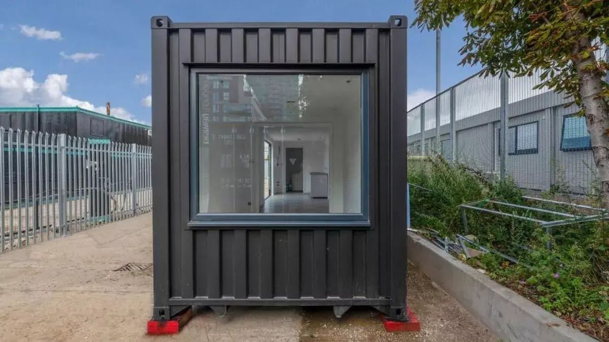 Житло в транспортному контейнері - погляньте на унікальне помешкання у Стратфорді - Нерухомість Житло в транспортному контейнері - погляньте на унікальне помешкання у Стратфорді - Нерухомість