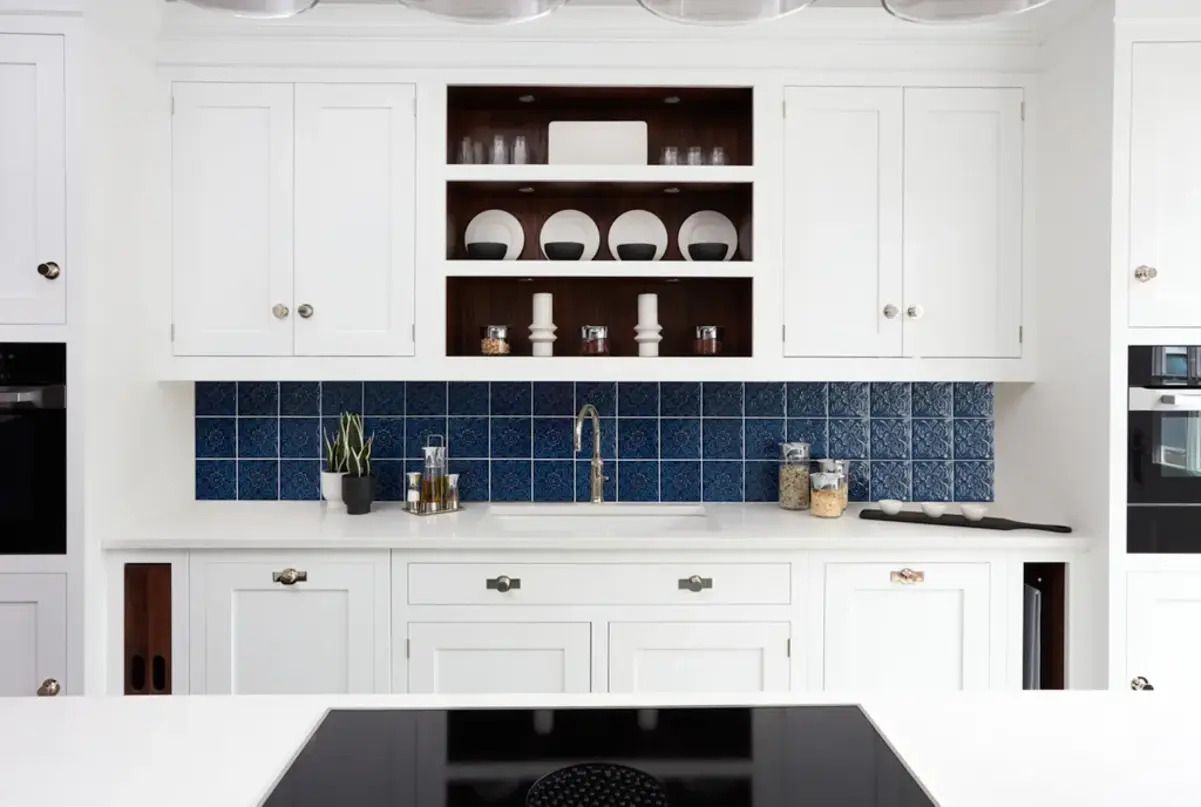 Ідеальний колір для маленької кухні - який відтінок збільшує простір - Нерухомість