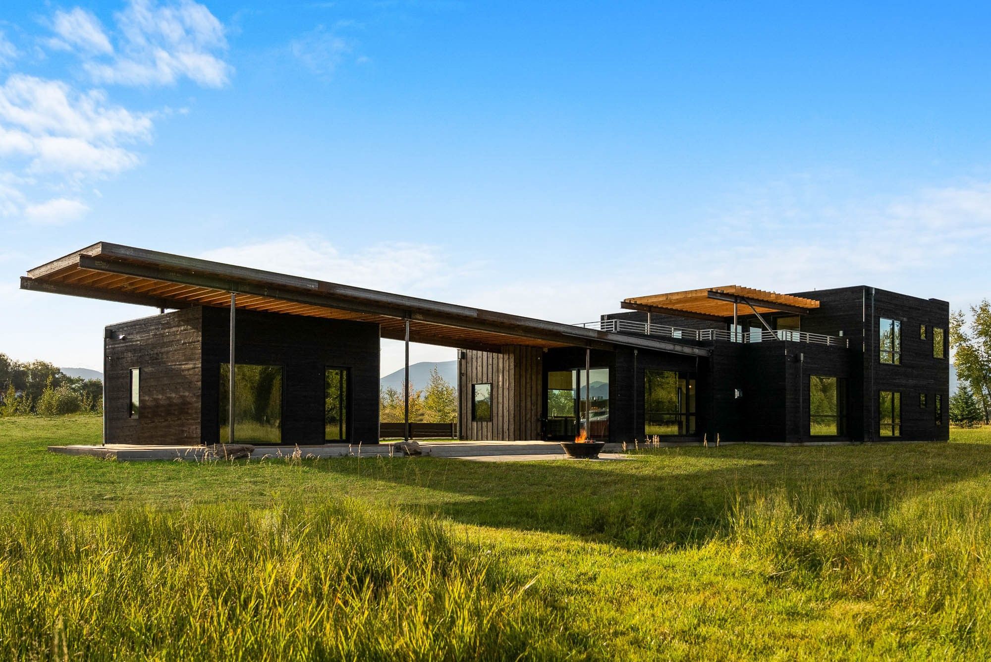 Собственное имение в горах - посмотрите на дом, о котором мечтают все - Недвижимость Собственное имение в горах - посмотрите на дом, о котором мечтают все - Недвижимость