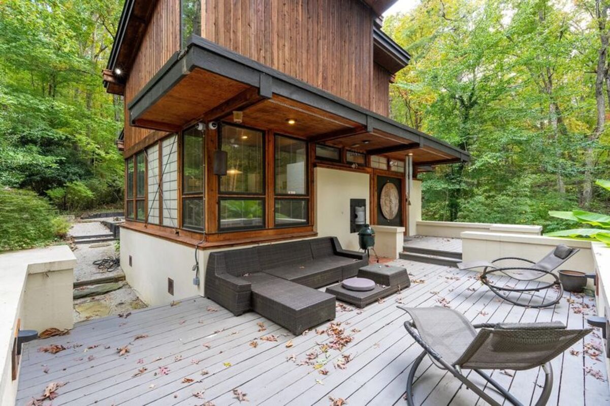 Дом в горах – это прекрасное место для уединенного отдыха на природе – Недвижимость