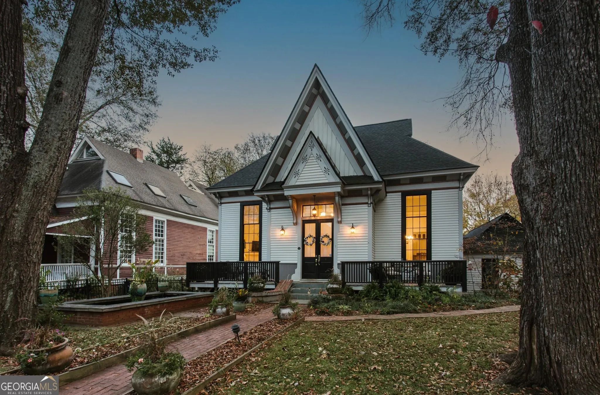 Стару школу переоблаштували на котедж - результат вас вразить - Нерухомість Стару школу переоблаштували на котедж - результат вас вразить - Нерухомість