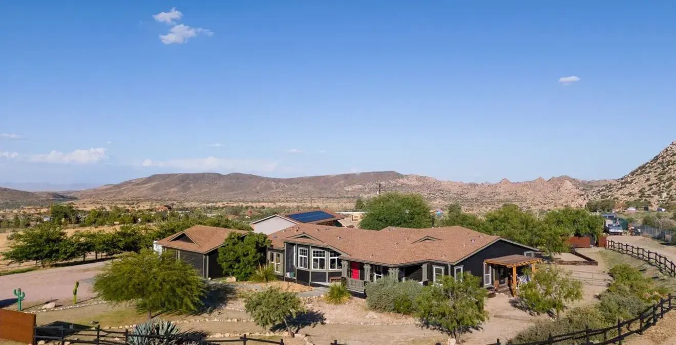 Будинок в пустелі з унікальним інтер'єром - ви маєте це побачити - Нерухомість Будинок в пустелі з унікальним інтер'єром - ви маєте це побачити - Нерухомість